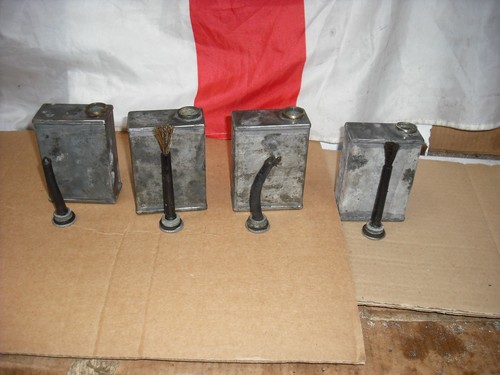 Ww2 bren gun - oil, tins
