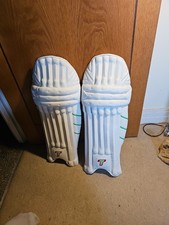 Totally cricket small - totally,