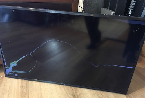 Samsung series - 6, 40"
