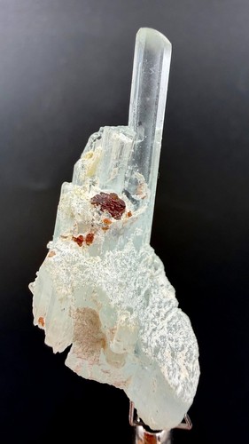 Carat aquamarine crystal - aquamarine,