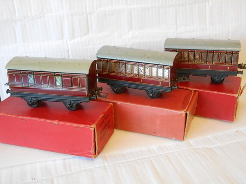 Hornby gauge set of 3 - hornby,