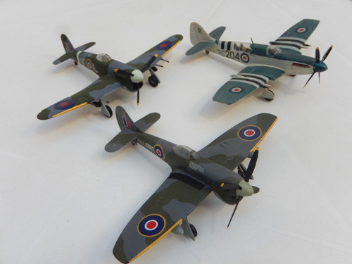 Vintage scale assembled - 1:72,