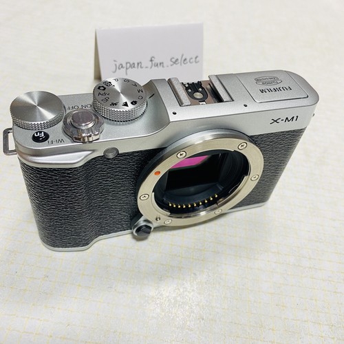 Fujifilm silver - x-m1,