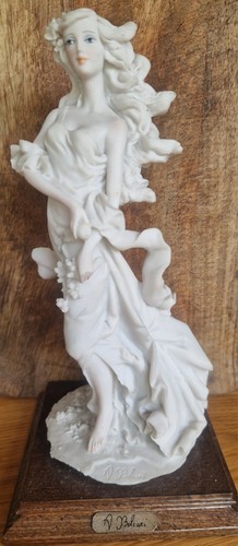 Vintage figure belcari - by,