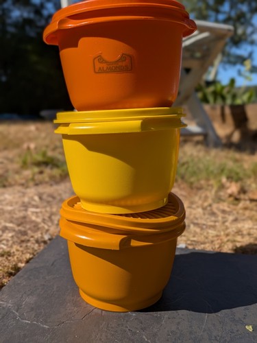 Original vintage tupperware - original,