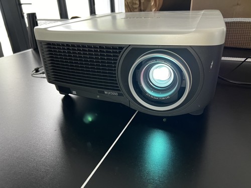 Canon wux5000 1080p - canon,