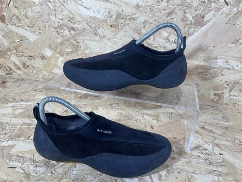Art company shoes - art,