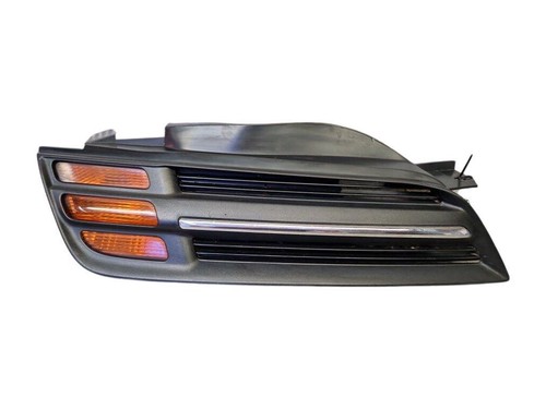 Nissan micra front - grill, right