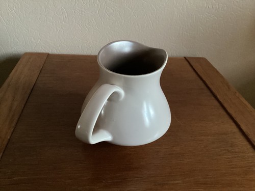 Poole pottery twintone - pottery,