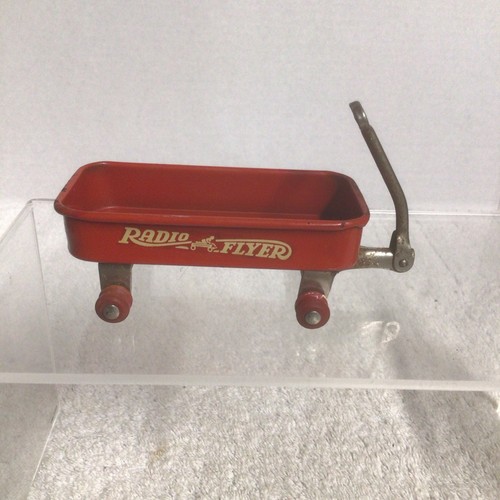 Vintage 1930 radio - radio, flyer