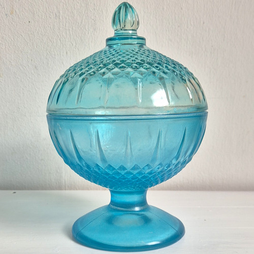 Pressed glass diamond pattern - pressed,