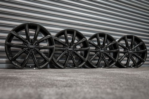 Refurbished genuine audi - *refurbished*, 17"