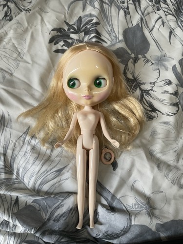 Takara neo blythe doll