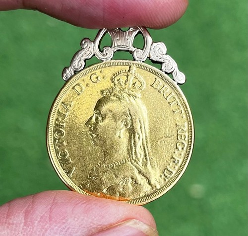 Authentic queen vic - 1887, gold