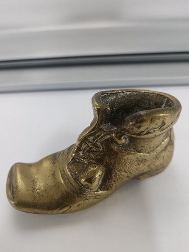 Vintage solid brass - brass, mini