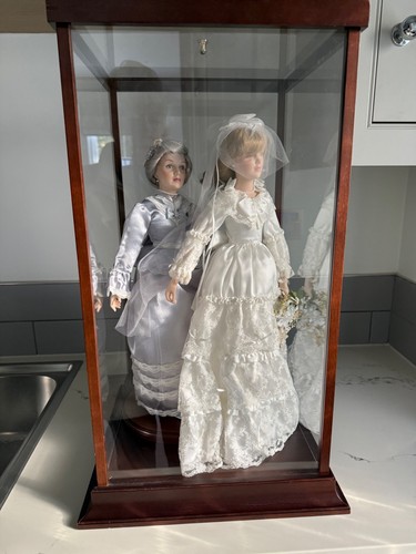 Danbury mint wedding - mint,