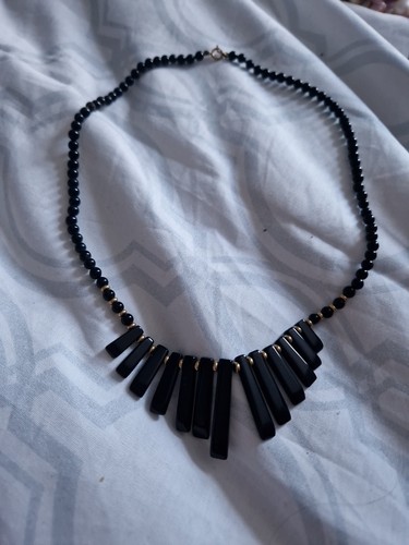 9ct gold and onyx vintage - 9ct,