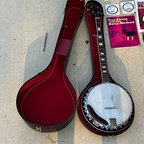 Hondo string banjo - 5-string,