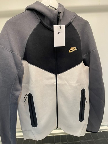 Nike tech fleece hoodie - fleece,