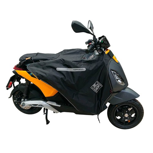 Piaggio moped - piaggio,