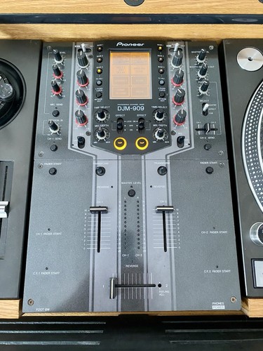 Pioneer djm 909 - pioneer, dj