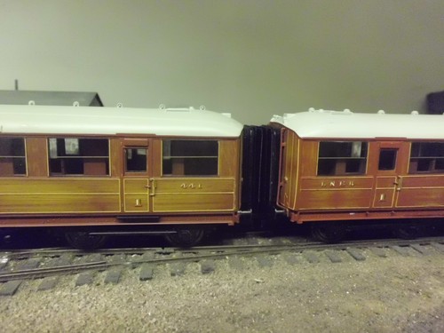 Hornby lner gresley teaks - lner,