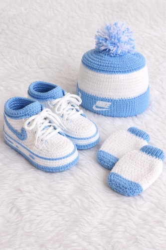 Nike crochet baby trainers - crochet,