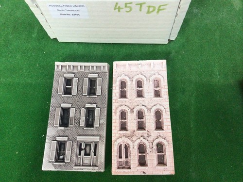 Scale low relief - , ho