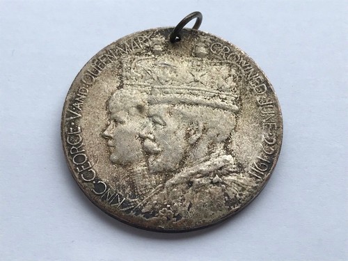 Coronation medal george - medal, and