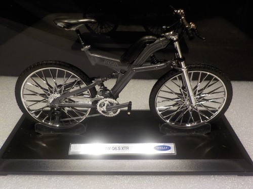 Racing bike bmw s xtr - bmw,