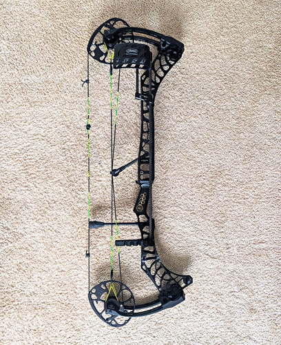 Mathews v3x compound bow - 33,