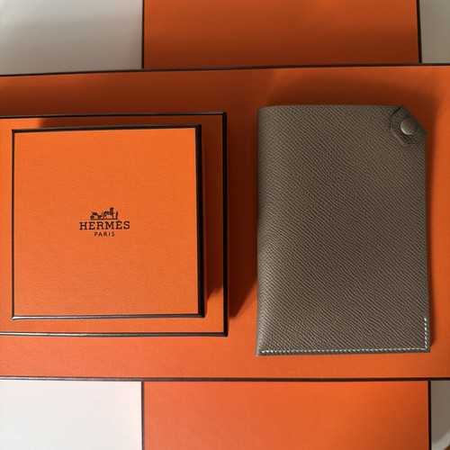 Hermes tarmac passport cover - hermes,
