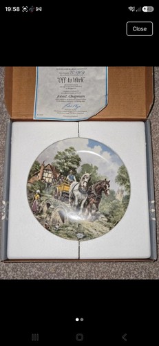 Wedgwood plates depicting - 2,