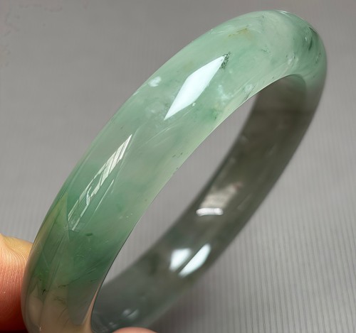 56mm natural green jadeite - 56mm,