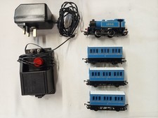 Hornby R 1016 Caledonian Local