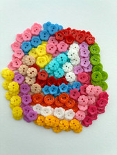 Buttons for crafting packs of