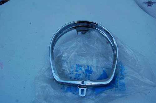 Suzuki m30 m31 headlamp rim - ,