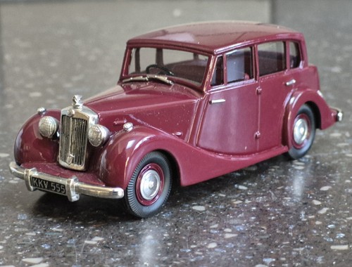 Lansdowne ldm 1954 triumph - lansdowne,