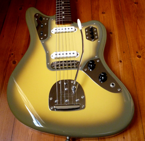 Fender japan antigua jaguar - antigua,