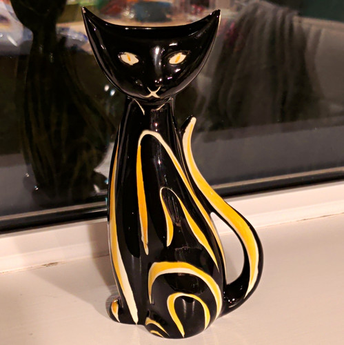 Vintage black yellow - &,