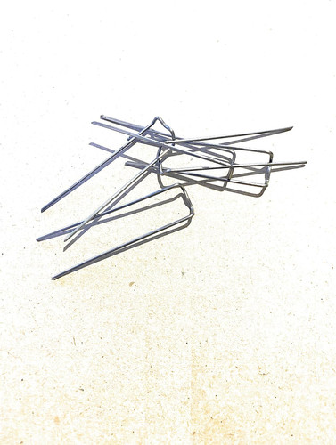 100 german mossing pins - 100, pins**