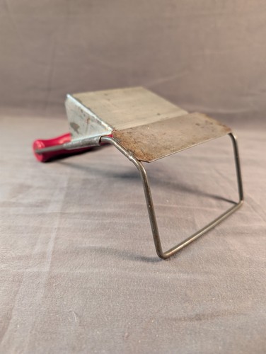 Vintage hand vegetable slicer - hand,
