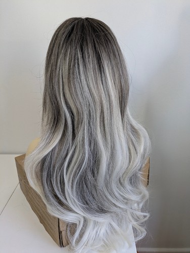 Silver grey streaked long - , wavy
