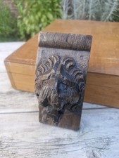 Antique Oak Lion Corbel