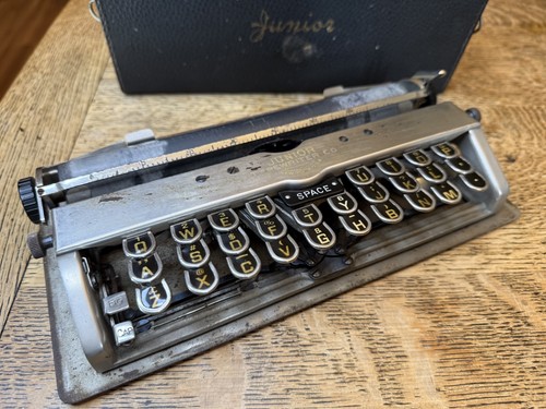 Vintage junior bennett pocket - junior,