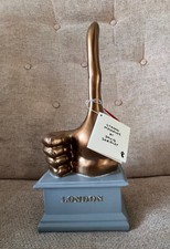 David SHRIGLEY statue - 4th