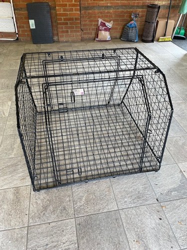 Bmw barjo dog - barjo, crate