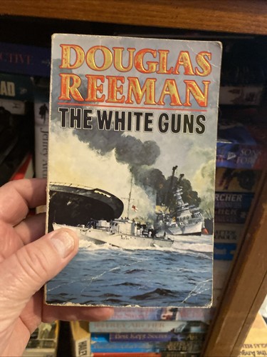 White guns douglas reeman - white,