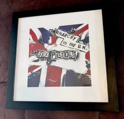 Framed sex pistols anarchy - framed,