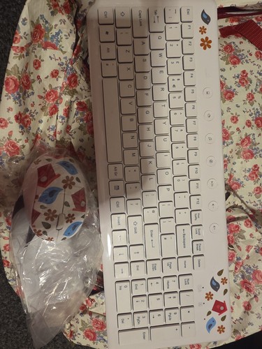 Wireless keyboard and mouse - keyboard,
